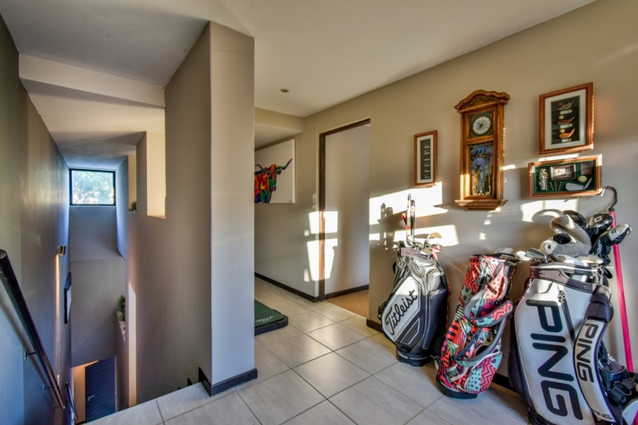 2 Bedroom Property for Sale in Lombardy Gauteng