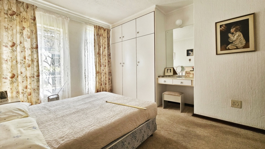 2 Bedroom Property for Sale in Three Rivers Proper Gauteng