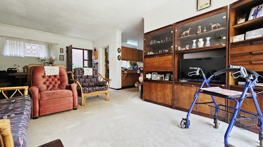 2 Bedroom Property for Sale in Three Rivers Proper Gauteng