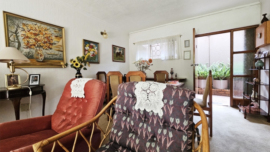 2 Bedroom Property for Sale in Three Rivers Proper Gauteng