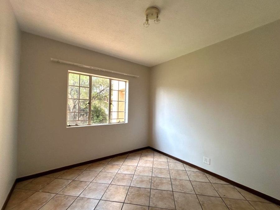  Bedroom Property for Sale in Eco Park Gauteng