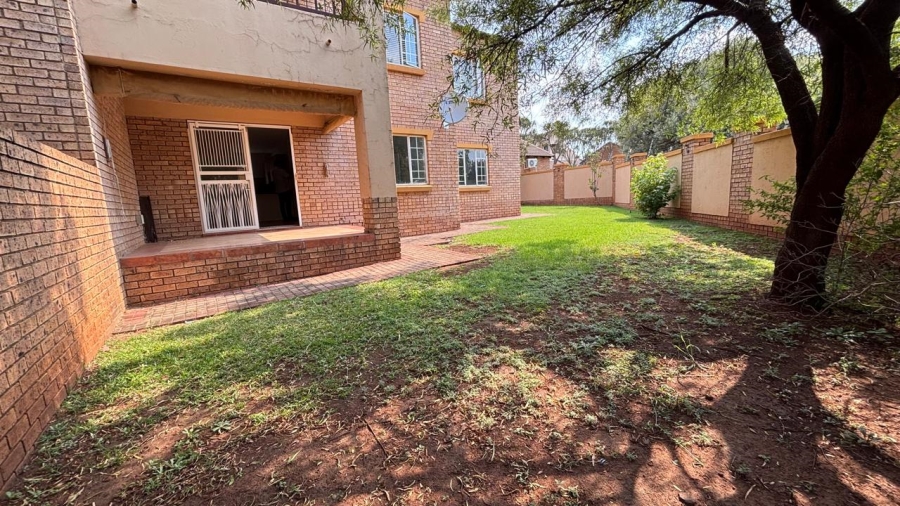  Bedroom Property for Sale in Eco Park Gauteng