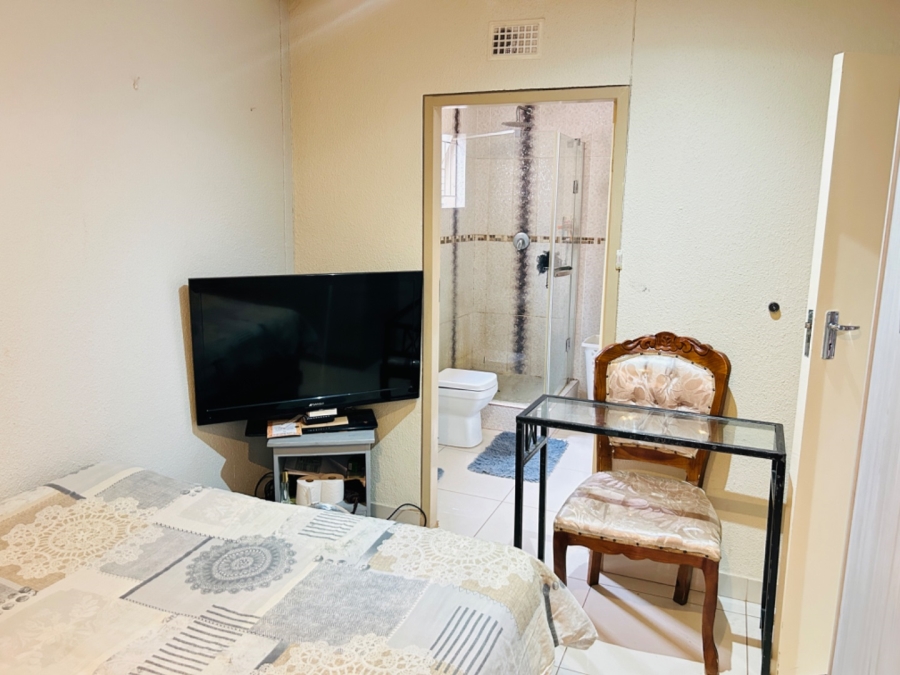 3 Bedroom Property for Sale in Sky City Gauteng