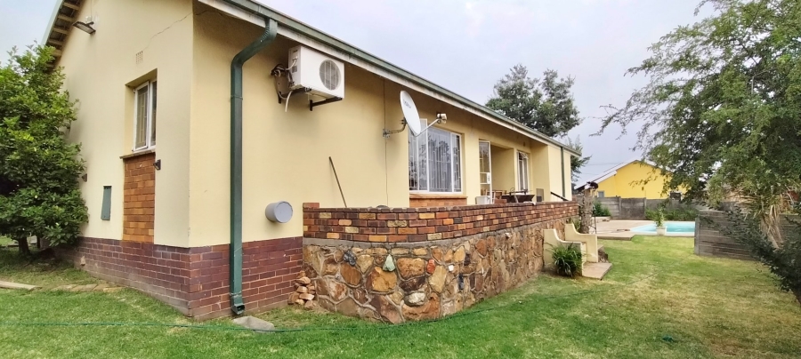 3 Bedroom Property for Sale in Visagie Park Gauteng