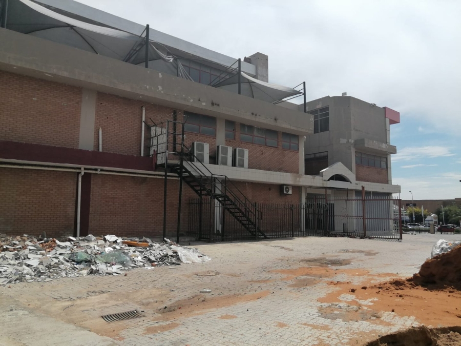 To Let commercial Property for Rent in Halfway House Gauteng
