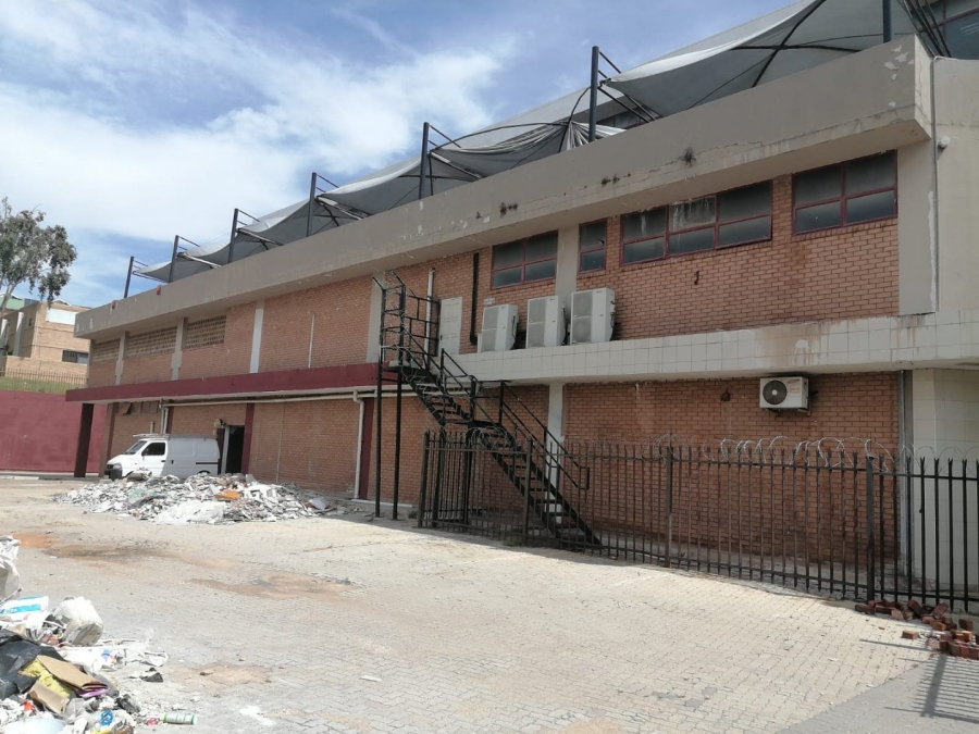 To Let commercial Property for Rent in Halfway House Gauteng