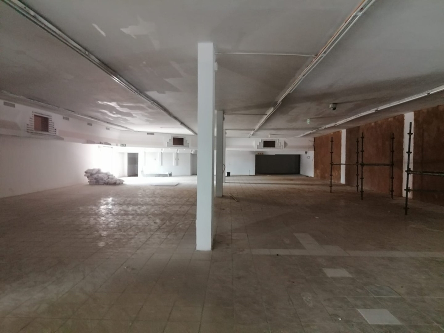 To Let commercial Property for Rent in Halfway House Gauteng