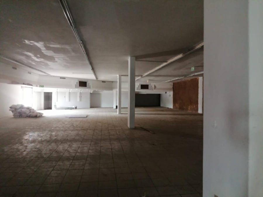 To Let commercial Property for Rent in Halfway House Gauteng