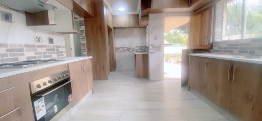 4 Bedroom Property for Sale in Three Rivers Gauteng