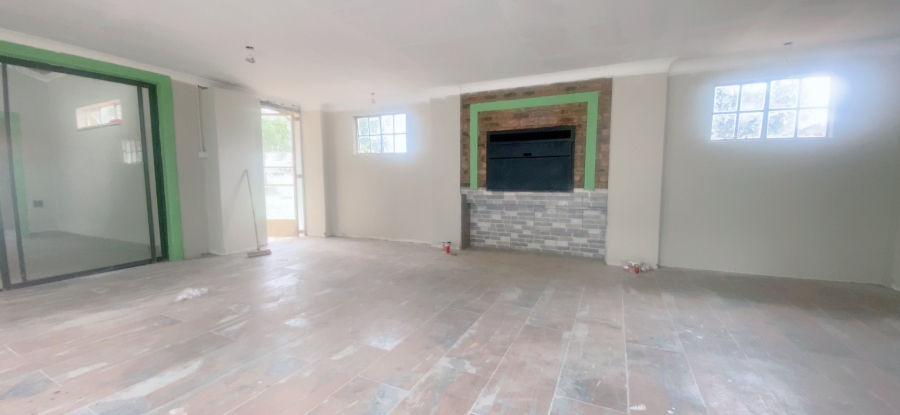 4 Bedroom Property for Sale in Three Rivers Gauteng