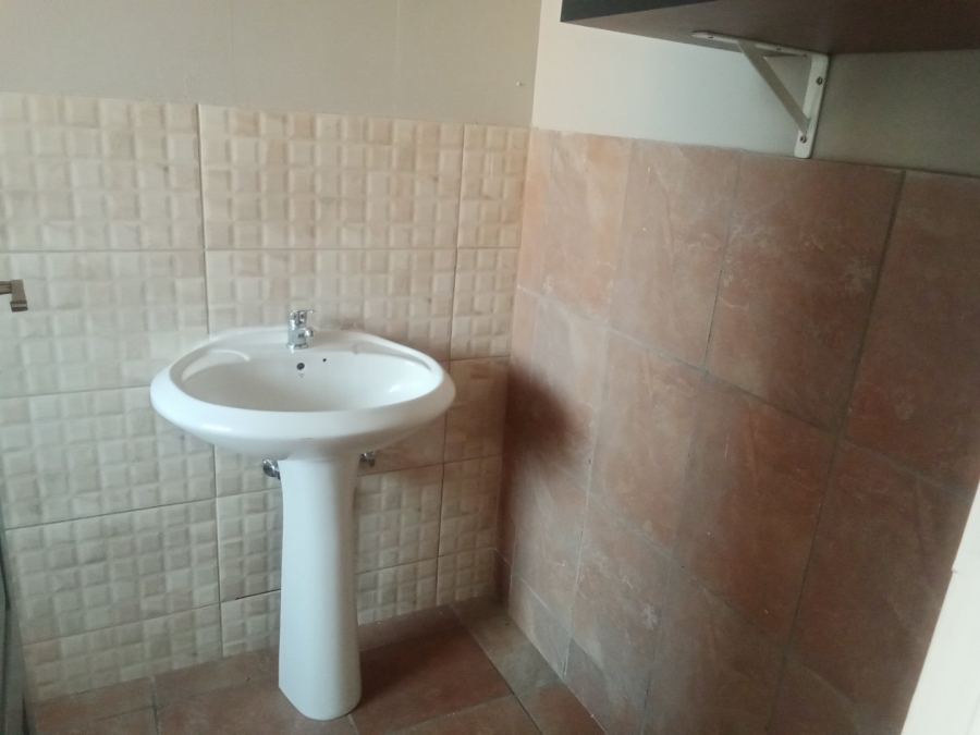 1 Bedroom Property for Sale in Kempton Park Central Gauteng