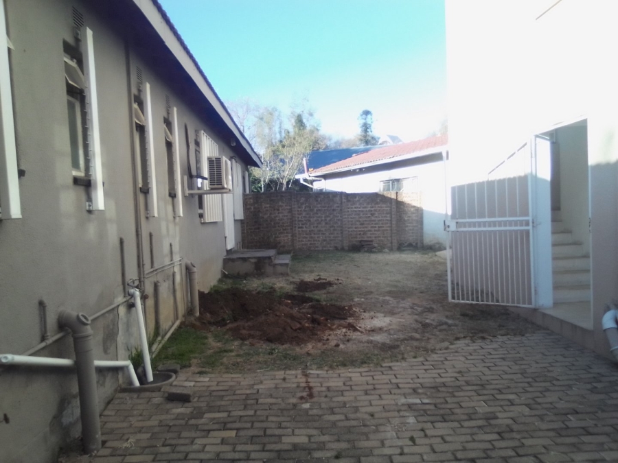 To Let commercial Property for Rent in Halfway House Gauteng