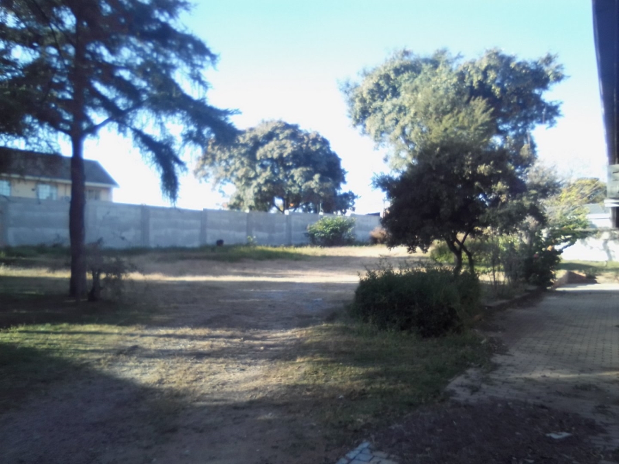 To Let commercial Property for Rent in Halfway House Gauteng
