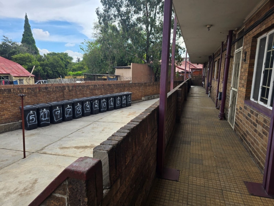 2 Bedroom Property for Sale in Cason Gauteng