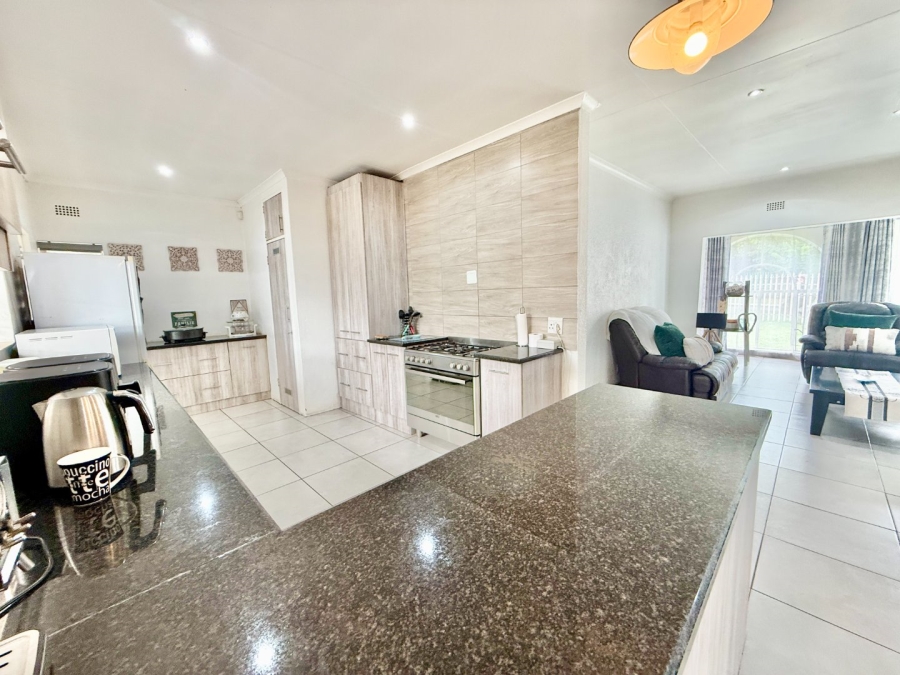 4 Bedroom Property for Sale in Brackenhurst Gauteng