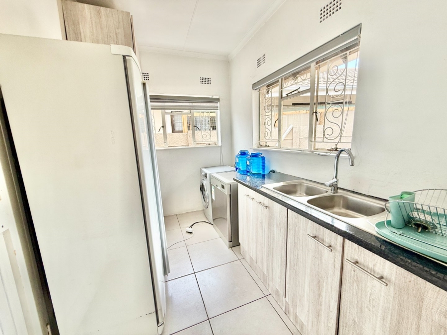 4 Bedroom Property for Sale in Brackenhurst Gauteng
