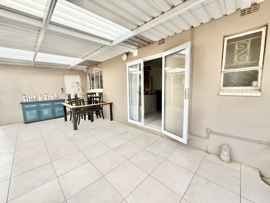4 Bedroom Property for Sale in Brackenhurst Gauteng