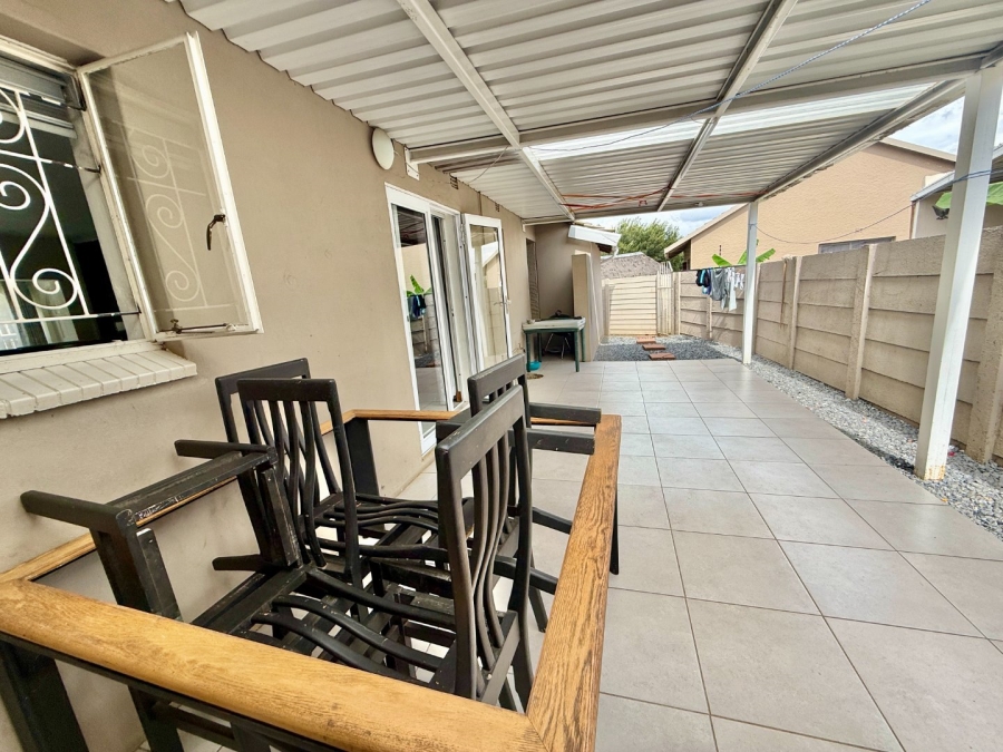 4 Bedroom Property for Sale in Brackenhurst Gauteng