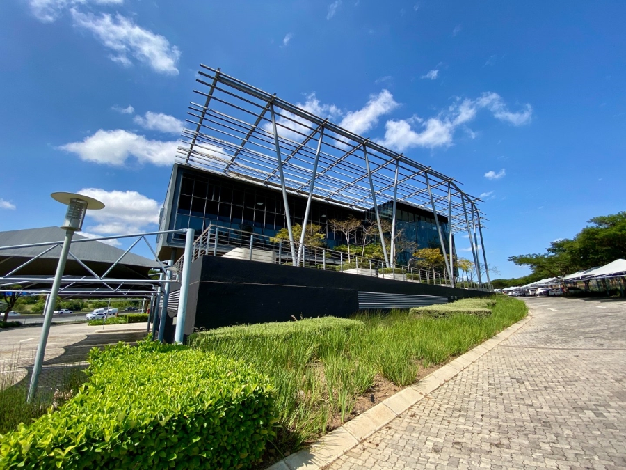To Let commercial Property for Rent in Woodmead Gauteng
