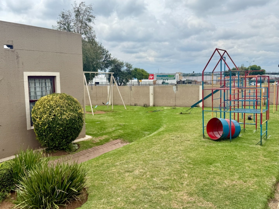 3 Bedroom Property for Sale in New Market Park Gauteng
