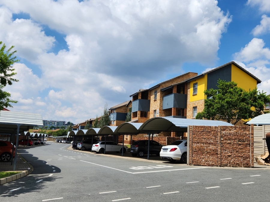  Bedroom Property for Sale in Noordwyk Gauteng