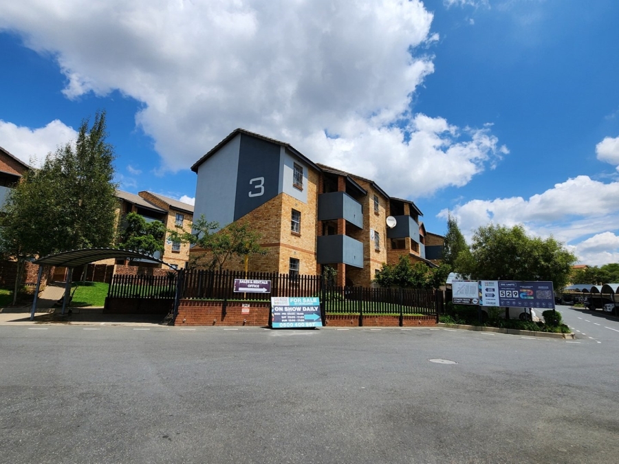  Bedroom Property for Sale in Noordwyk Gauteng