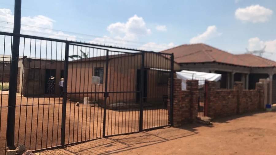 To Let 2 Bedroom Property for Rent in Soshanguve South Ext 4 Gauteng
