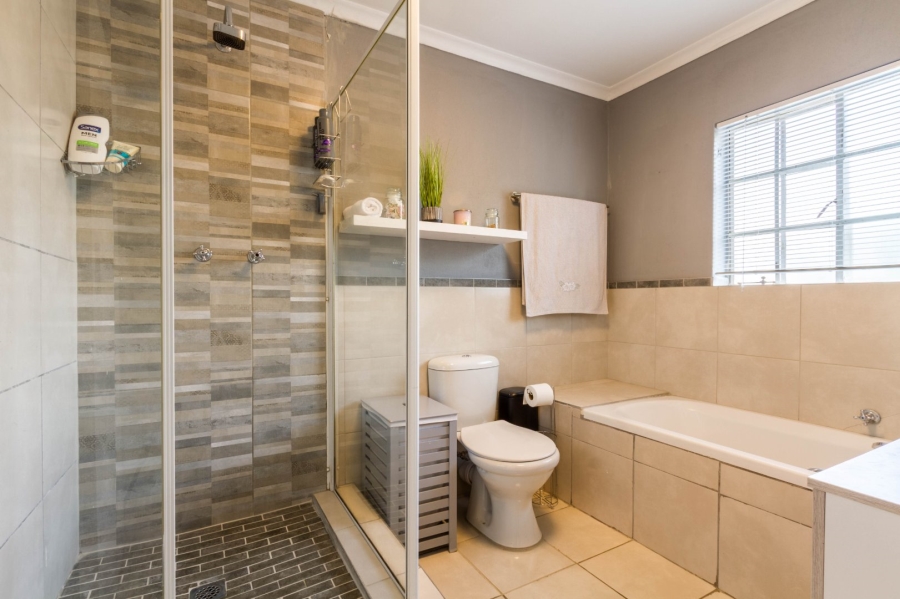 3 Bedroom Property for Sale in Equestria Gauteng