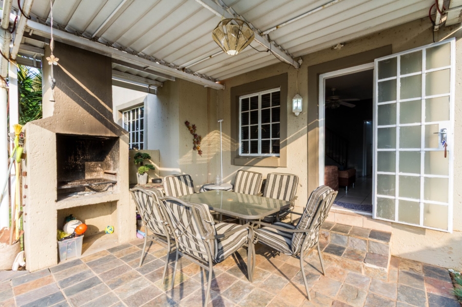 3 Bedroom Property for Sale in Equestria Gauteng