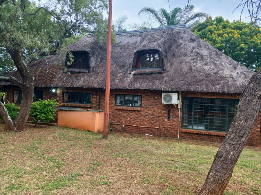 Commercial Property for Sale in Kameeldrift West Gauteng