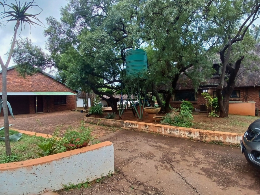 Commercial Property for Sale in Kameeldrift West Gauteng