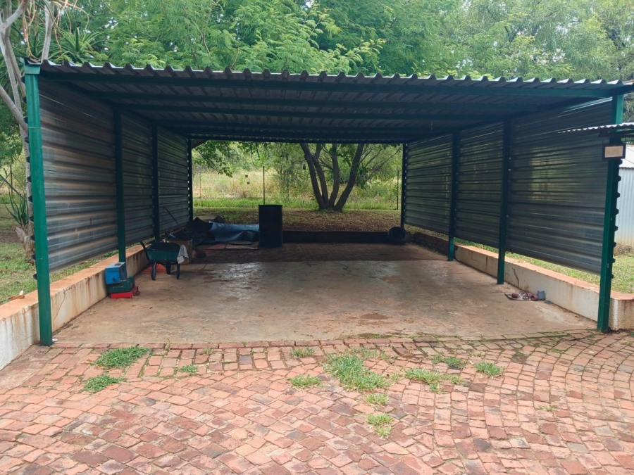 Commercial Property for Sale in Kameeldrift West Gauteng