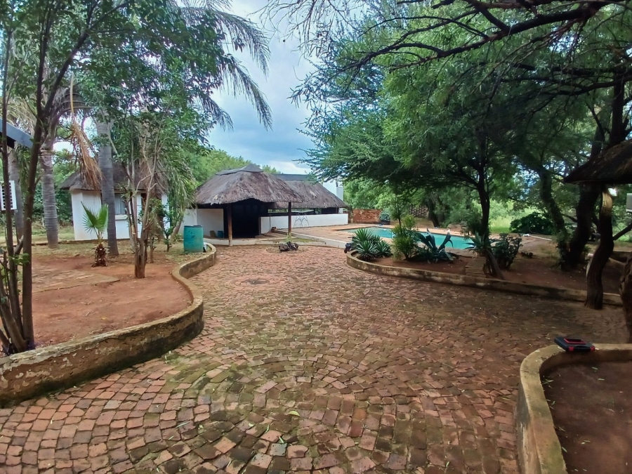 Commercial Property for Sale in Kameeldrift West Gauteng