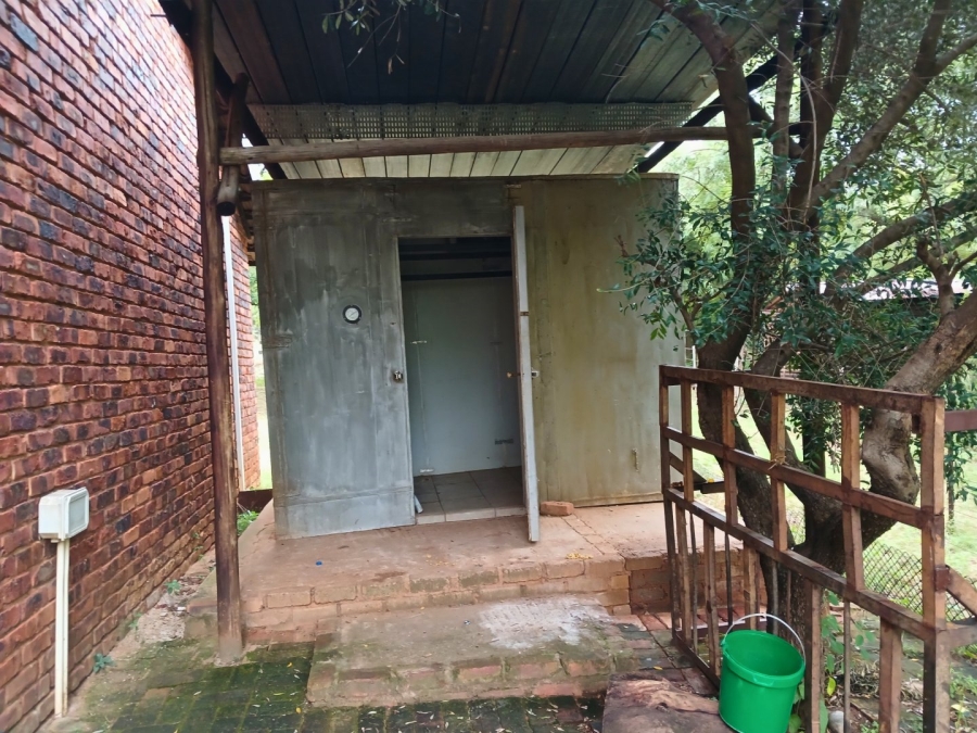 Commercial Property for Sale in Kameeldrift West Gauteng