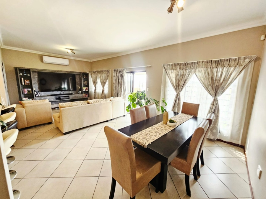 3 Bedroom Property for Sale in Monavoni Gauteng