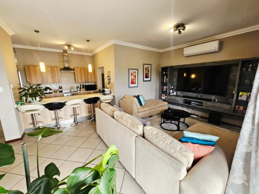 3 Bedroom Property for Sale in Monavoni Gauteng