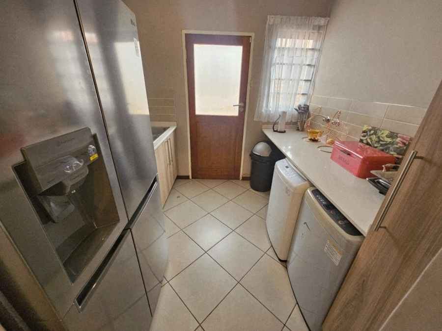 3 Bedroom Property for Sale in Monavoni Gauteng