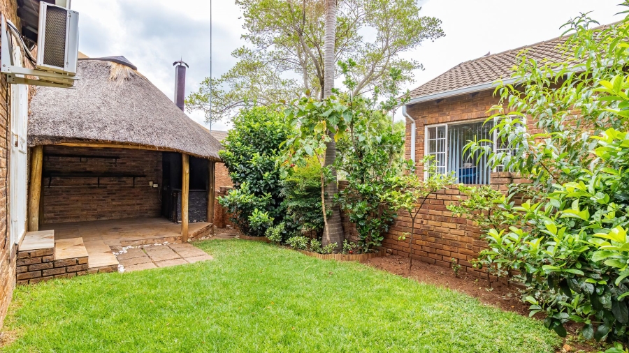 3 Bedroom Property for Sale in Wilgeheuwel Gauteng