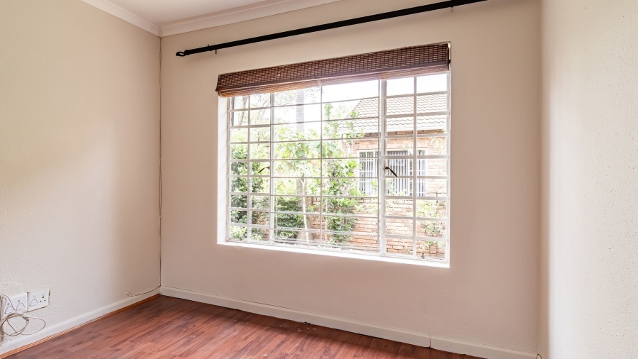 3 Bedroom Property for Sale in Wilgeheuwel Gauteng