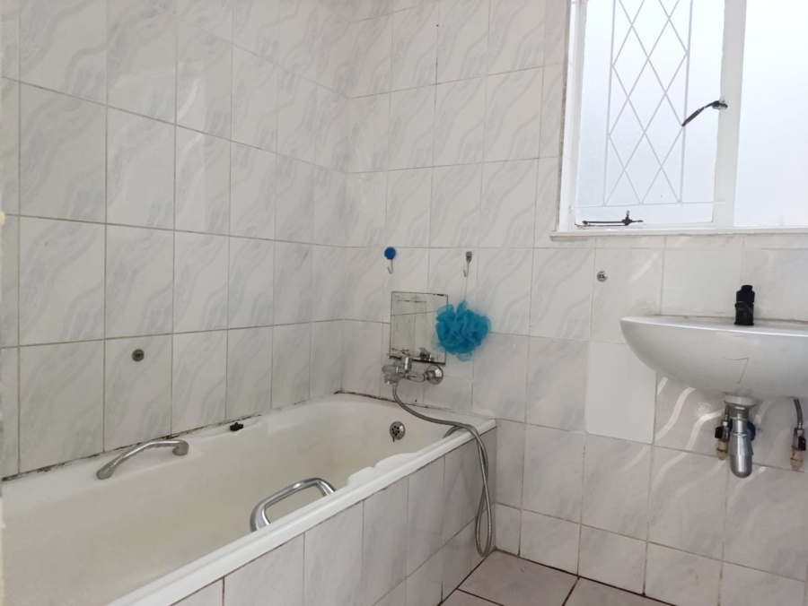 To Let 5 Bedroom Property for Rent in Mayberry Park Gauteng