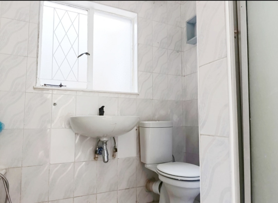 To Let 5 Bedroom Property for Rent in Mayberry Park Gauteng