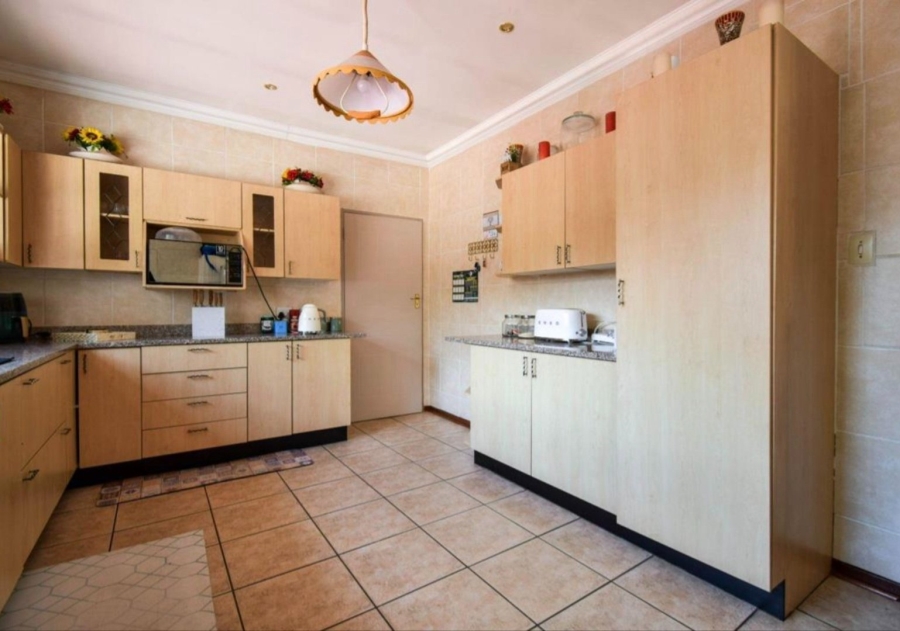 4 Bedroom Property for Sale in Murrayfield Gauteng