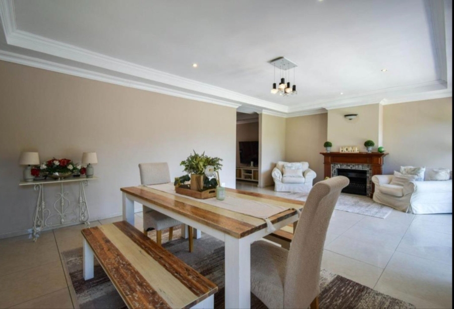 4 Bedroom Property for Sale in Murrayfield Gauteng