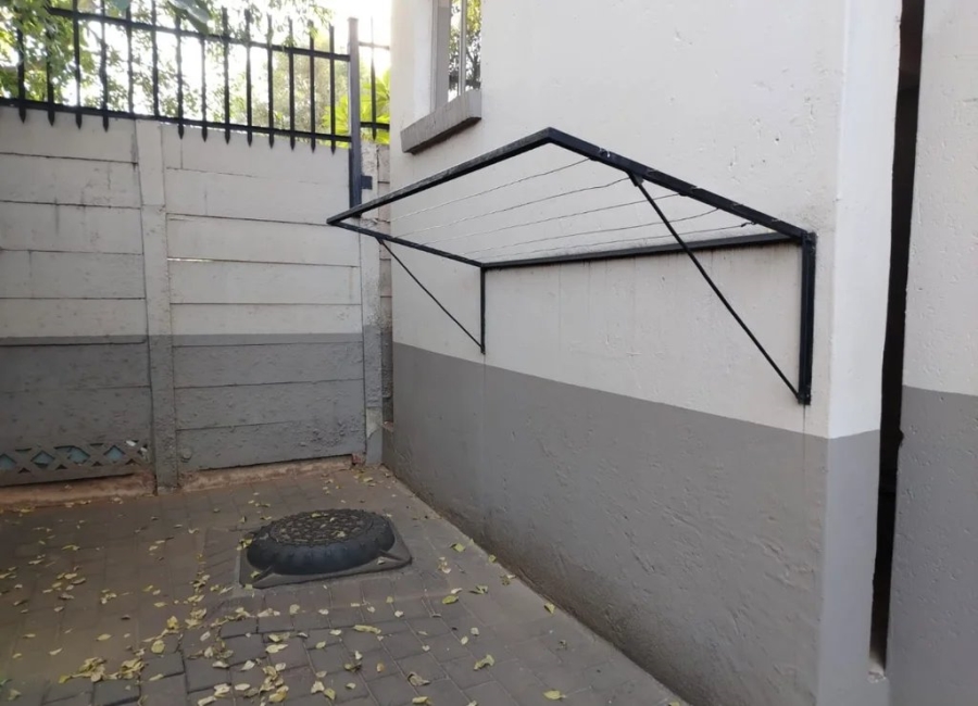 To Let 2 Bedroom Property for Rent in Mountain View Gauteng