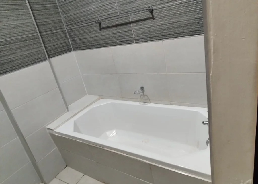 To Let 2 Bedroom Property for Rent in Mountain View Gauteng