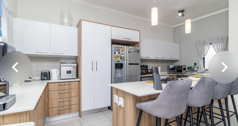 2 Bedroom Property for Sale in Modderfontein Gauteng