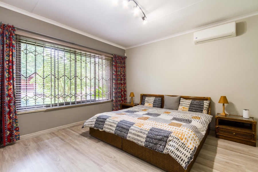 4 Bedroom Property for Sale in Die Wilgers Gauteng