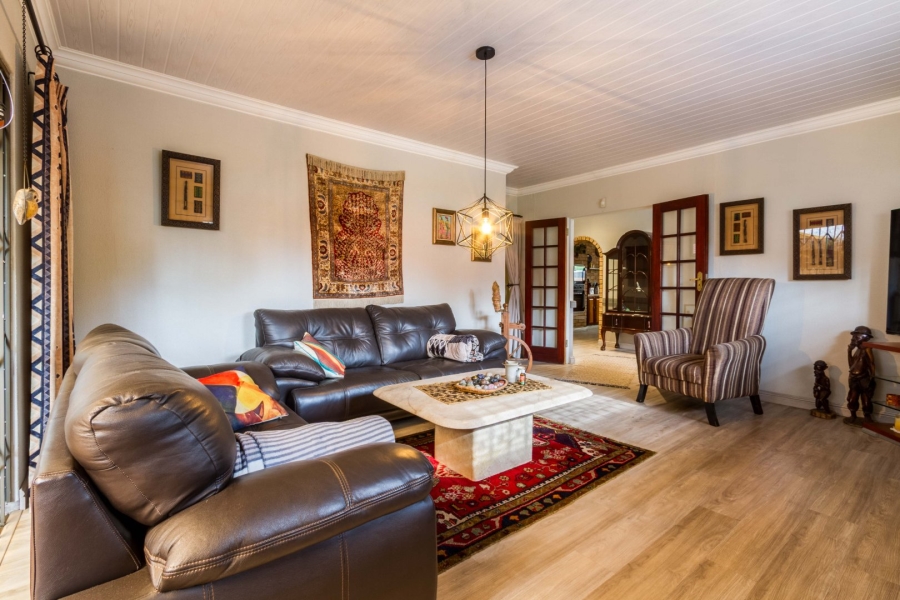 4 Bedroom Property for Sale in Die Wilgers Gauteng