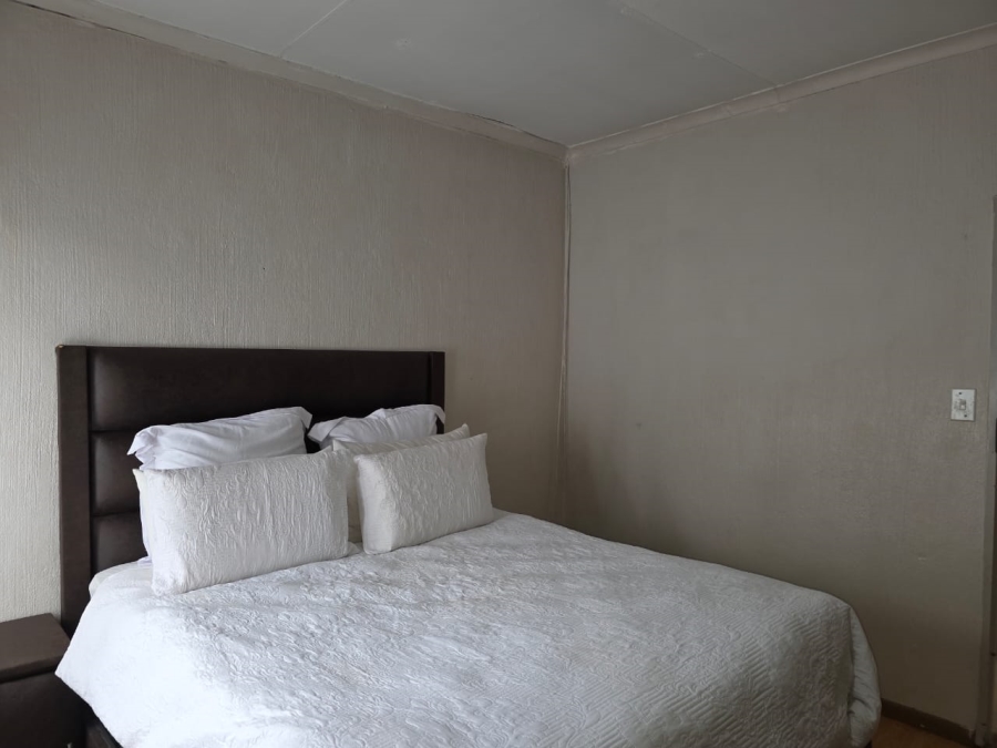 2 Bedroom Property for Sale in Montana Park Gauteng