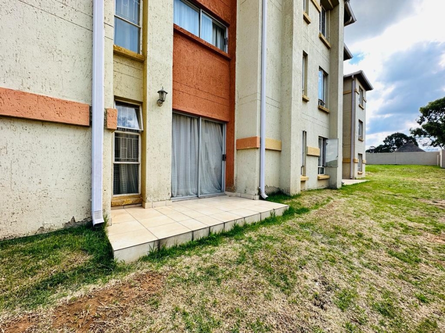 1 Bedroom Property for Sale in Ormonde View Gauteng